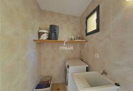 IMPECCABLE TOWNHOUSE IN UMBRETE, WITH TWO PATIOS, FIREPLACE AND SPECTACULAR PRIVATE ROOF TERRACE