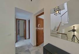 IMPECCABLE TOWNHOUSE IN UMBRETE, WITH TWO PATIOS, FIREPLACE AND SPECTACULAR PRIVATE ROOF TERRACE