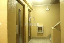 T2 with 97m² in Odivelas – Light, Space and Comfort T2 with 97m² in Odivelas – Light, Space and Comfort