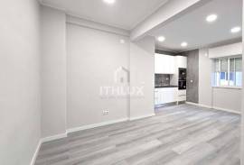 Renovated 1 bedroom apartment in the center of Amadora, next to the Station Renovated 1 bedroom apartment in the center of Amadora, next to the Station