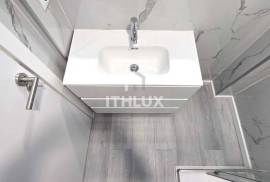 Renovated 1 bedroom apartment in the center of Amadora, next to the Station Renovated 1 bedroom apartment in the center of Amadora, next to the Station