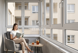 Renovated 2 Bedroom Apartment in Oeiras with Storage Room – Modernity, Comfort and Natural Light Renovated 2 Bedroom Apartment in Oeiras with Storage Room – Modernity, Comfort and Natural Light