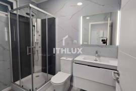 Renovated 2 Bedroom Apartment in Oeiras with Storage Room – Modernity, Comfort and Natural Light Renovated 2 Bedroom Apartment in Oeiras with Storage Room – Modernity, Comfort and Natural Light
