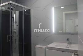 Renovated 2 Bedroom Apartment in Oeiras with Storage Room – Modernity, Comfort and Natural Light Renovated 2 Bedroom Apartment in Oeiras with Storage Room – Modernity, Comfort and Natural Light