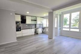 Renovated 2 Bedroom Apartment in Oeiras with Storage Room – Modernity, Comfort and Natural Light Renovated 2 Bedroom Apartment in Oeiras with Storage Room – Modernity, Comfort and Natural Light
