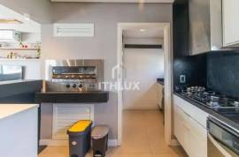 Excellent renovated apartment, 93m², for sale, 3 bedrooms, 1 suite, office, 1 parking space covered garage, Santana, POA / RS