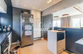 Excellent renovated apartment, 93m², for sale, 3 bedrooms, 1 suite, office, 1 parking space covered garage, Santana, POA / RS