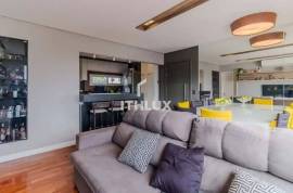 Excellent renovated apartment, 93m², for sale, 3 bedrooms, 1 suite, office, 1 parking space covered garage, Santana, POA / RS
