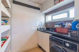 Excellent renovated apartment, 93m², for sale, 3 bedrooms, 1 suite, office, 1 parking space covered garage, Santana, POA / RS