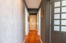 Excellent renovated apartment, 93m², for sale, 3 bedrooms, 1 suite, office, 1 parking space covered garage, Santana, POA / RS