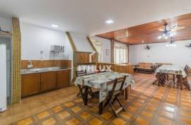 Excellent renovated apartment, 93m², for sale, 3 bedrooms, 1 suite, office, 1 parking space covered garage, Santana, POA / RS