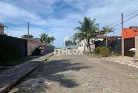 Luxury Villa with 4 Suites and Pool 40 Meters from the Sea | Bairro Nobre, Peruíbe Luxury Villa with 4 Suites and Pool 40 Meters from the Sea | Bairro Nobre, Peruíbe