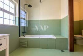 Renovated 5 Bedroom Villa with Pool and Jacuzzi in Almancil Renovated 5 Bedroom Villa with Pool and Jacuzzi in Almancil