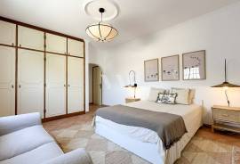 Renovated 5 Bedroom Villa with Pool and Jacuzzi in Almancil Renovated 5 Bedroom Villa with Pool and Jacuzzi in Almancil
