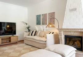 Renovated 5 Bedroom Villa with Pool and Jacuzzi in Almancil Renovated 5 Bedroom Villa with Pool and Jacuzzi in Almancil