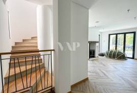 4 bedroom villa with pool, Vilamoura
