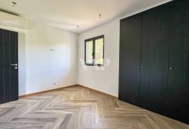 4 bedroom villa with pool, Vilamoura