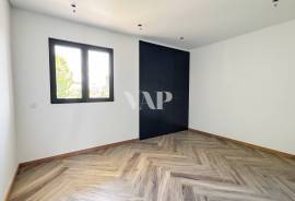 4 bedroom villa with pool, Vilamoura
