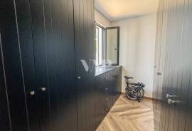 4 bedroom villa with pool, Vilamoura