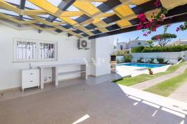 VILAMOURA - 2 bedroom townhouse with private pool