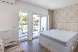 VILAMOURA - 2 bedroom townhouse with private pool