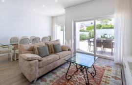 VILAMOURA - 2 bedroom townhouse with private pool