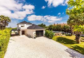 6 Bedroom Family Villa with Pool in a Premium Location of Quinta da Beloura 6 Bedroom Family Villa with Pool in a Premium Location of Quinta da Beloura