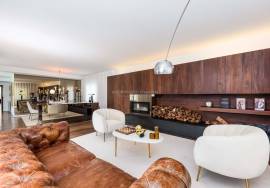 6 Bedroom Family Villa with Pool in a Premium Location of Quinta da Beloura 6 Bedroom Family Villa with Pool in a Premium Location of Quinta da Beloura