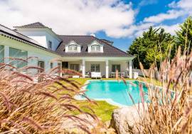 6 Bedroom Family Villa with Pool in a Premium Location of Quinta da Beloura 6 Bedroom Family Villa with Pool in a Premium Location of Quinta da Beloura
