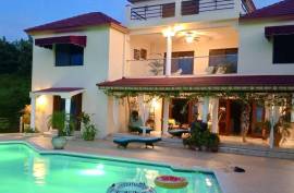 Ready To Invest Or Move In - Cabrera Villa Ready To Invest Or Move In - Cabrera Villa