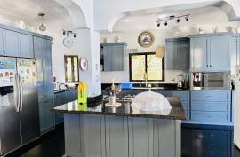 Ready To Invest Or Move In - Cabrera Villa Ready To Invest Or Move In - Cabrera Villa