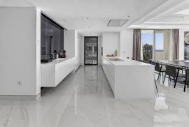 4 Bedrooms - Apartment - For Sale - JC168PX 4 Bedrooms - Apartment - For Sale - JC168PX
