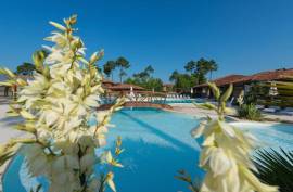 2 Bed Leaseback For Sale In Les Cottages Du Lac France 2 Bed Leaseback For Sale In Les Cottages Du Lac France