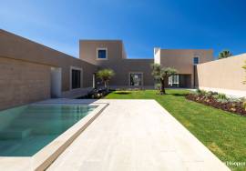 Exquisite Luxury Villa with Ocean Views and Private Spa Exquisite Luxury Villa with Ocean Views and Private Spa