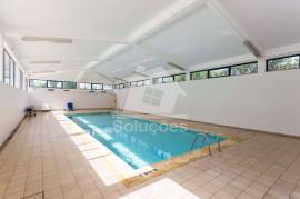 T1 Furnished with Pools and Parking 200m from the Beach