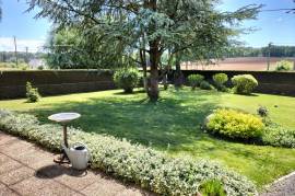 Houses for sale - 6 rooms - 128 m2 - PLOËRMEL - (56800) Houses for sale - 6 rooms - 128 m2 - PLOËRMEL - (56800)