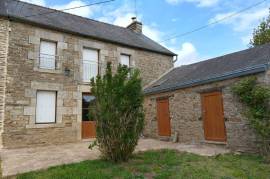 Houses for rent - 4 rooms - 87 m2 - GUILLAC - (56800)