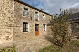 Houses for rent - 4 rooms - 87 m2 - GUILLAC - (56800) Houses for rent - 4 rooms - 87 m2 - GUILLAC - (56800)