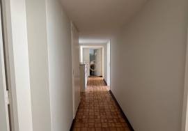 4 bedroom apartment for rent in downtown Porto 4 bedroom apartment for rent in downtown Porto