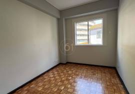 4 bedroom apartment for rent in downtown Porto 4 bedroom apartment for rent in downtown Porto