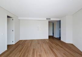 New 2 bedroom apartment in Serralves for rent New 2 bedroom apartment in Serralves for rent