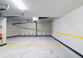 New 2 bedroom apartment in Serralves for rent New 2 bedroom apartment in Serralves for rent