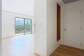New 2 bedroom apartment in Serralves for rent New 2 bedroom apartment in Serralves for rent
