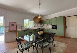 Centrally Located 5 Bedroom Villa with pool in Almancil, Algarve Centrally Located 5 Bedroom Villa with pool in Almancil, Algarve