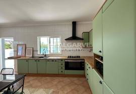 Centrally Located 5 Bedroom Villa with pool in Almancil, Algarve Centrally Located 5 Bedroom Villa with pool in Almancil, Algarve