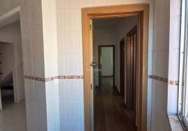 4-Bed Apartment in Sintra 4-Bed Apartment in Sintra