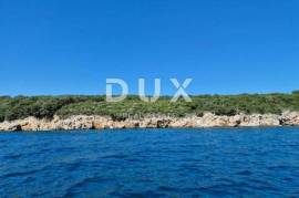NOVI VINODOLSKI - 1ST ROW TO THE SEA - Investment land for urban villas