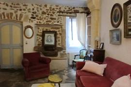 Former Presbytery With 145 M2 Of Living Space Offering 4 Bedrooms And A Private Terrace. Unique
