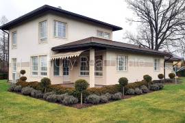 Detached house for rent in Riga district, 235.00m2