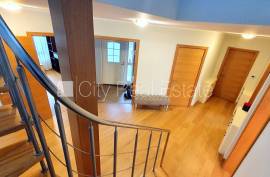 Detached house for rent in Riga district, 235.00m2 Detached house for rent in Riga district, 235.00m2